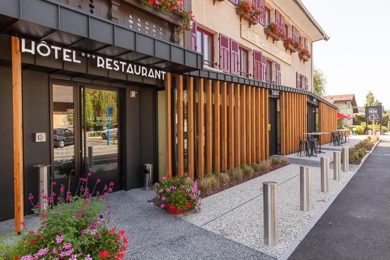 Hotel-Restaurant "Les Rochers" La Balme-de-Sillingy المظهر الخارجي الصورة